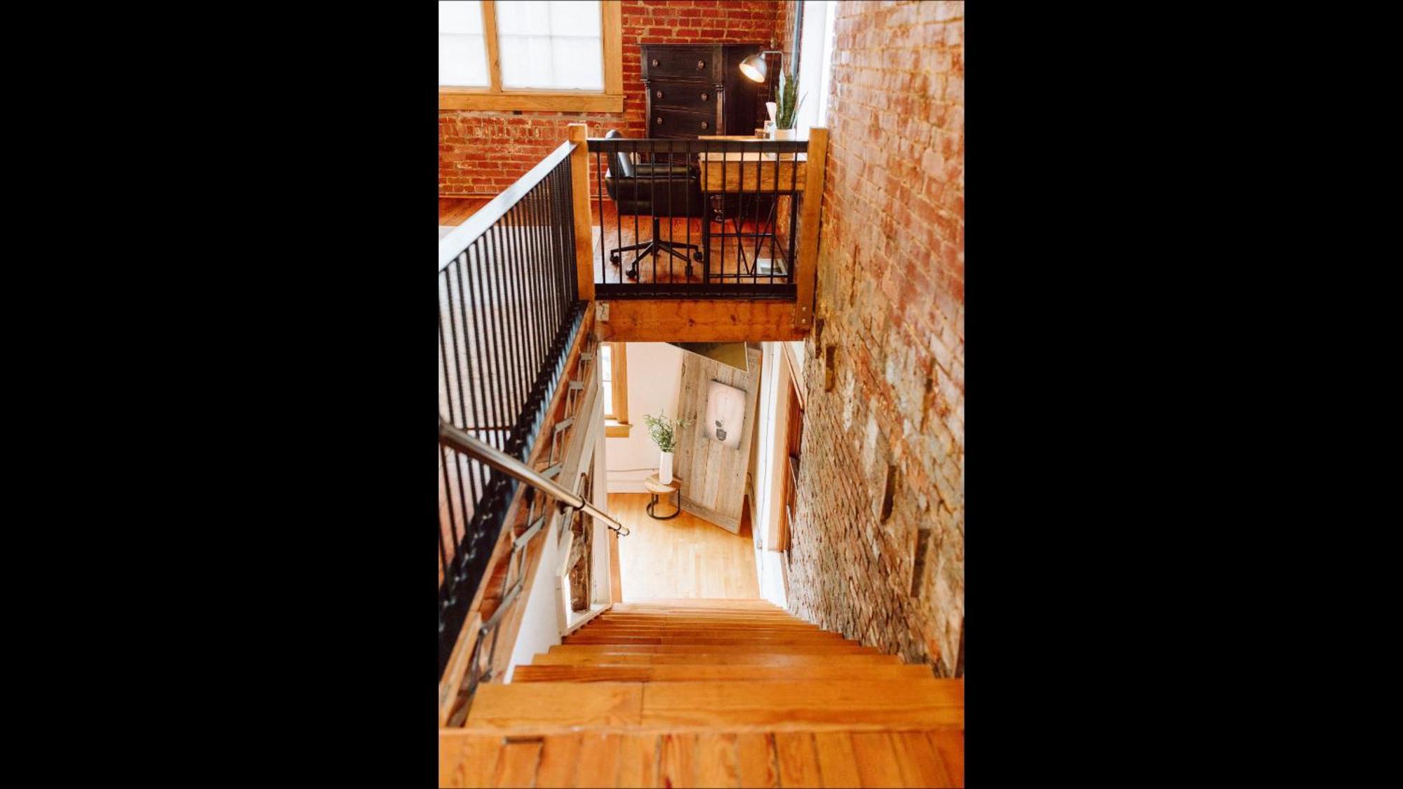 One bedroom downtown, aka. “The Broken Clock Loft” Springfield Buitenkant foto